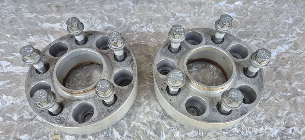 Дистанционни фланци 5х120 H&R 80757252