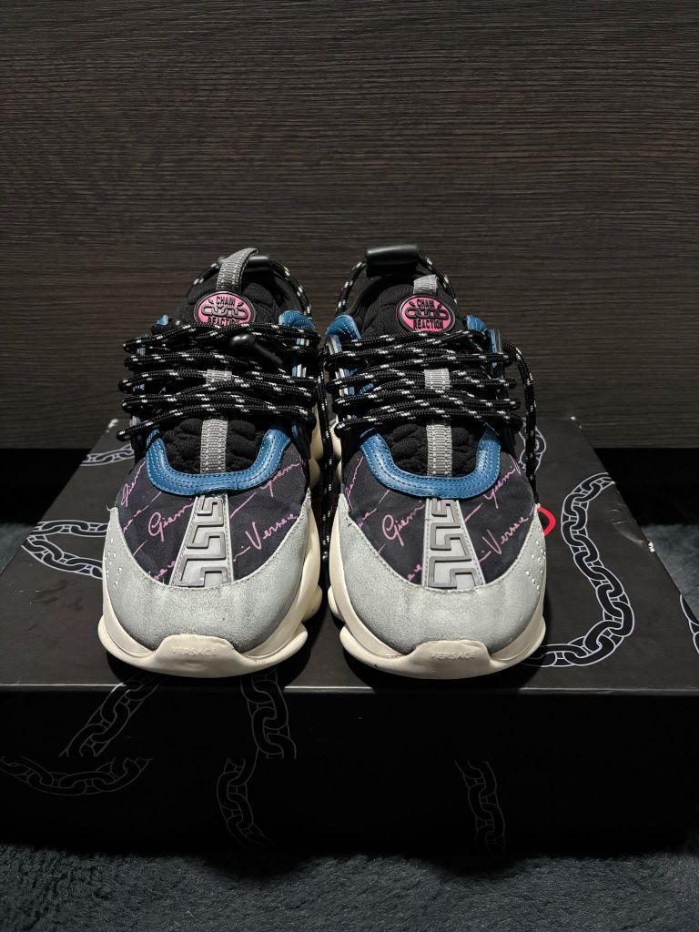Versace Chain Reaction