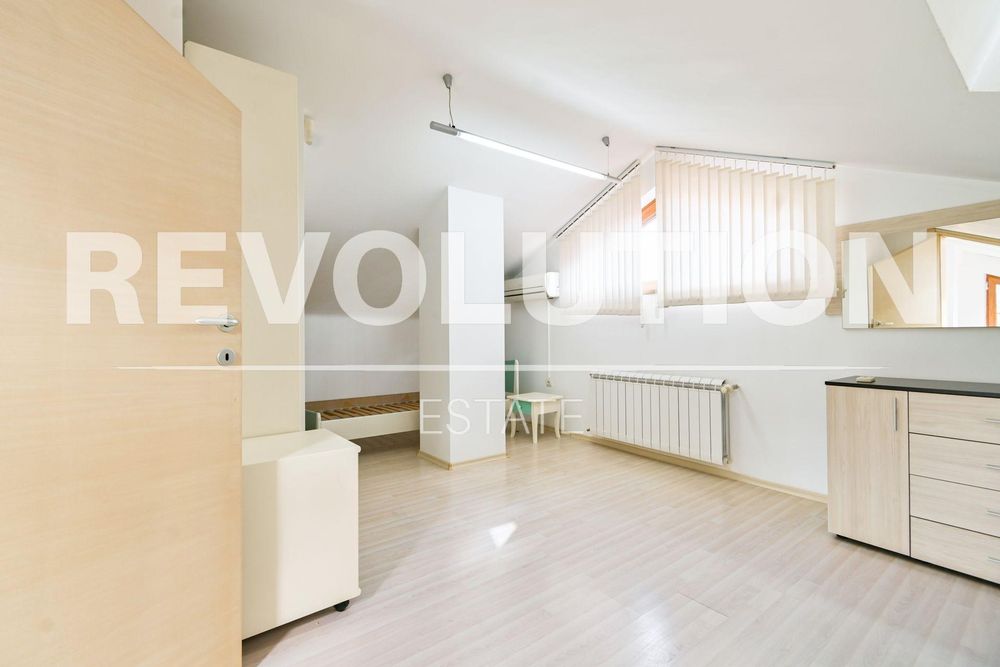 Мезонет апартамент в ж.к. Драгалевци.