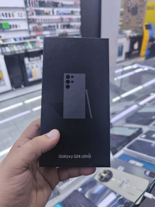 samsung S24 ultra 12/256 titanium black