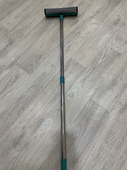 Продам швабру для мойки окон