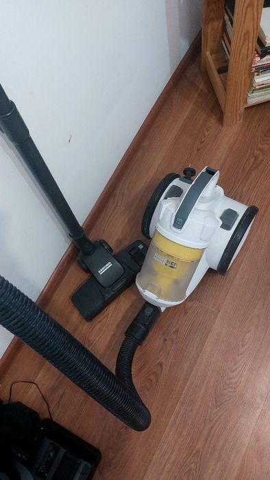 Пылесос Karcher б/у