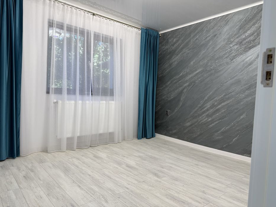 Aoartament 1 cam parter/4 bloc mixt cartier progresu