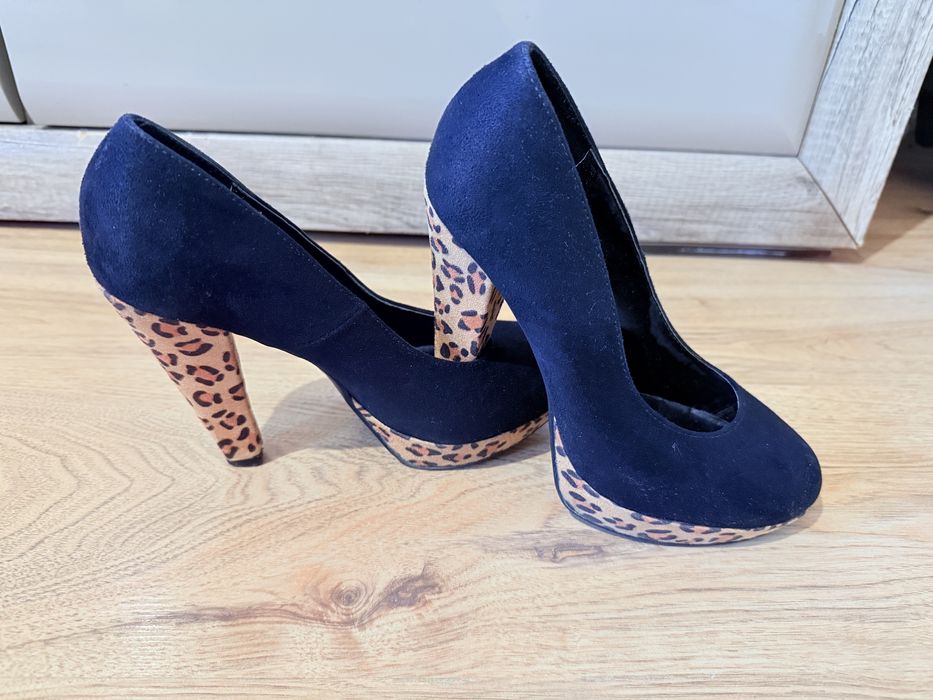 Страхотни обувки на ток