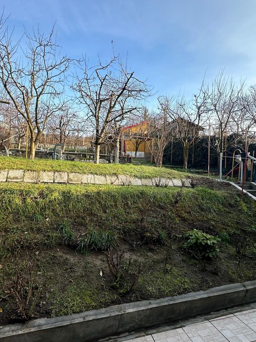 Vând casă cu grădină în Turda