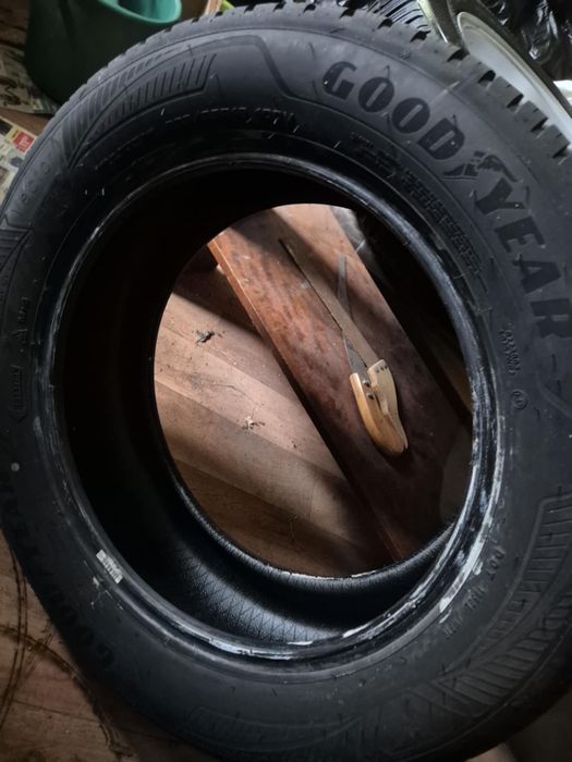 Всесезонни гуми GOODYEAR