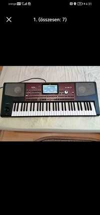 Korg  PA 700 Devanzare