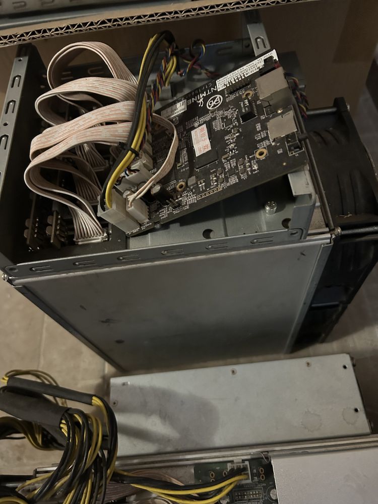 Bitmain Antminer S19j pro S15 T17 S9