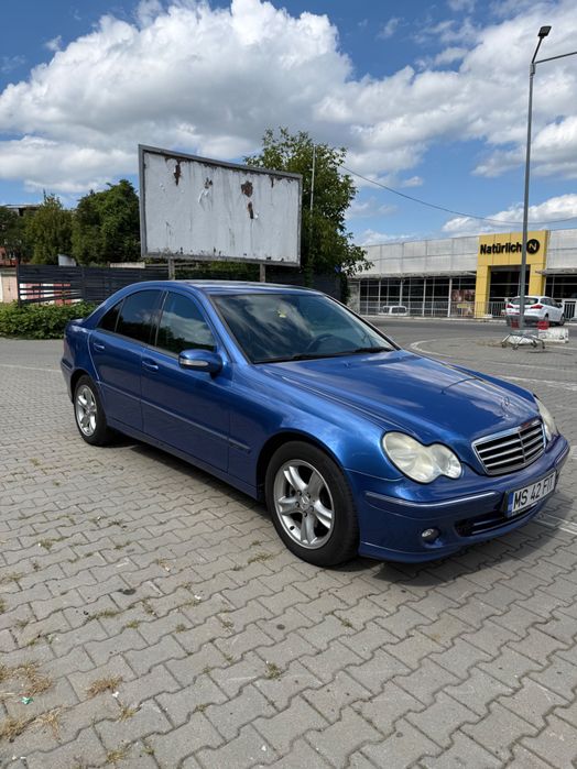 Mercedes C-Class 2006 Facelift 2.2 diesel automata 150 cai