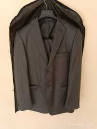 Костюм брюк турецкий размер 50 притальный  один раз одеть