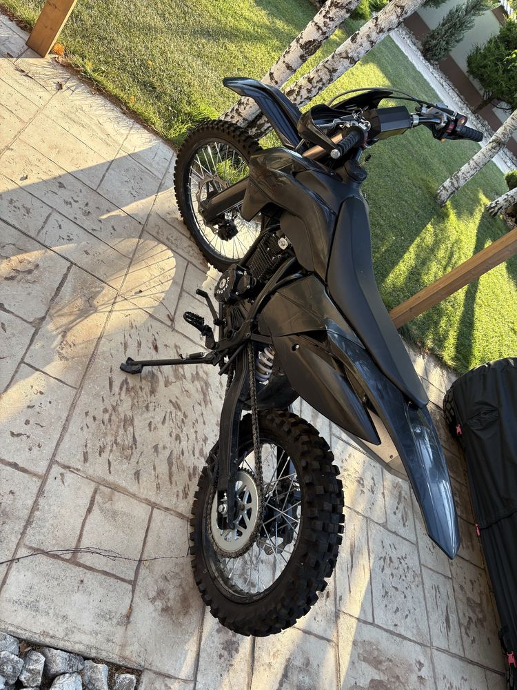 De vanzare motocicleta Alfarad T7 250 cm3