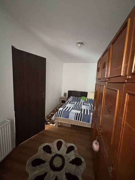 Apartament 2 camere, et.1/4, Micro 5, lângă Liceul de Arte