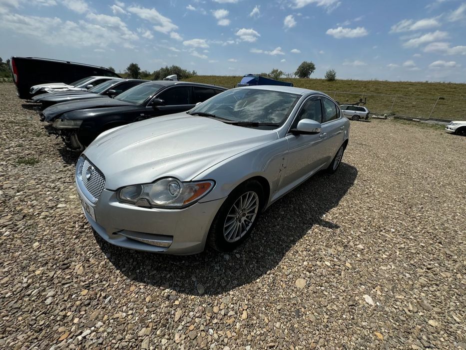 Dezmembram Jaguar XF 2009 2.7 d