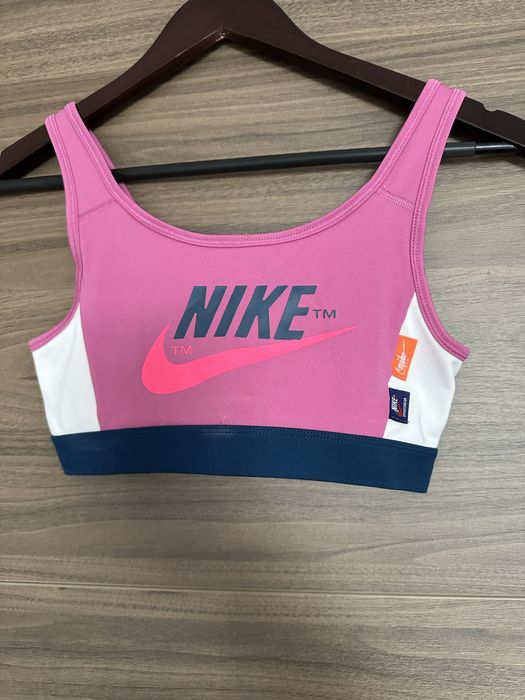 спортно бюстие oysho