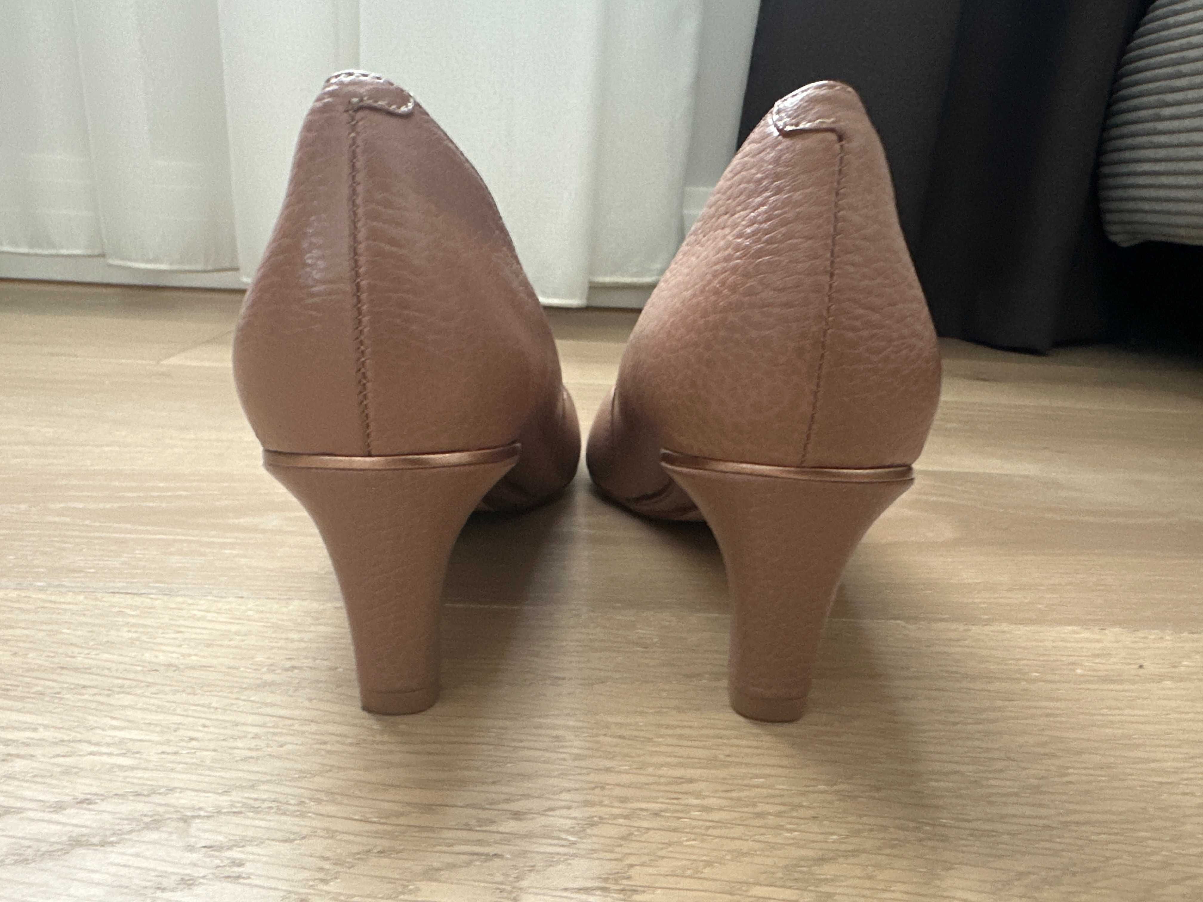 Pantofi cu toc Clarks Ellis Rose, marimea 40, nude/rose