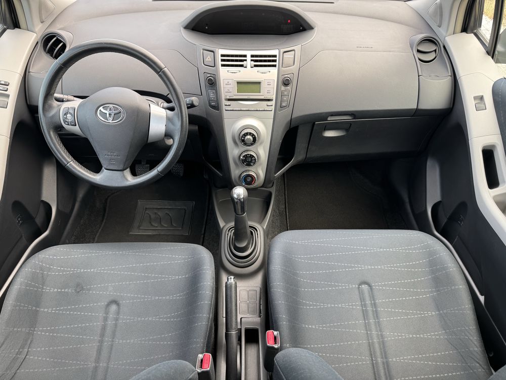 Toyota Yaris 1.3 VVT-i 87к.с ITALY