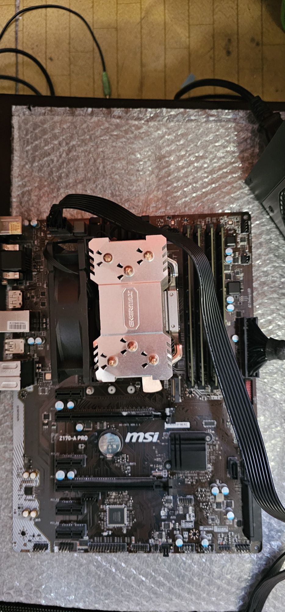Sursa Cooler Master V-Series V1200, 80+ Platinum 1200W 500ron