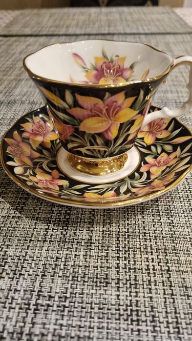 Royal Albert Provincial flowers