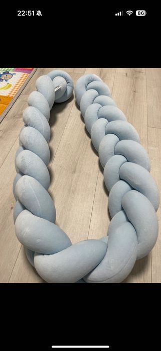 Protectie impletita pentru patut