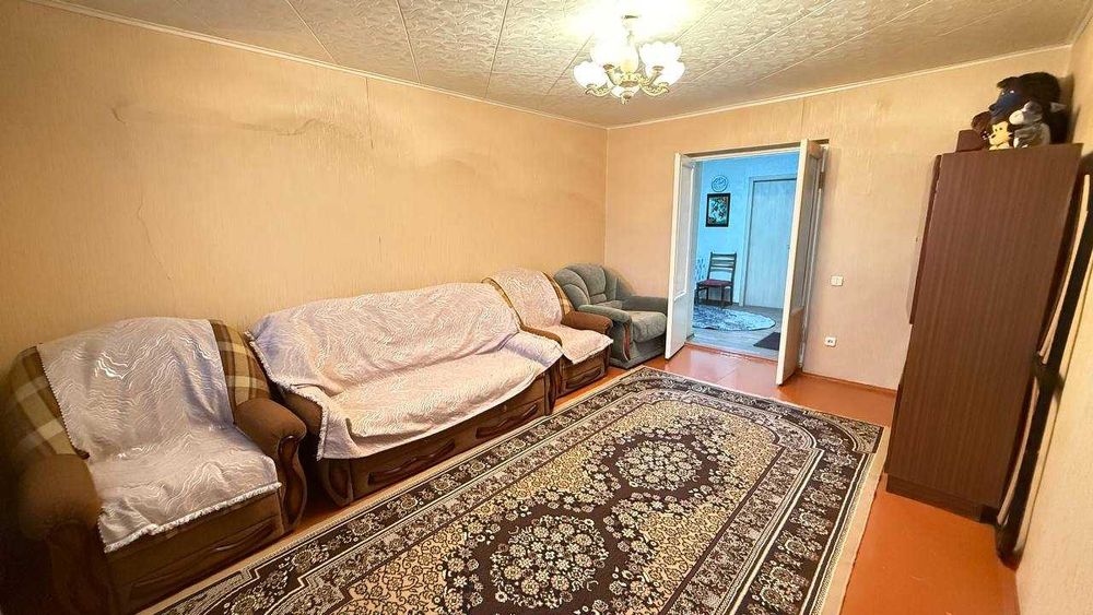 Продается 3 комнатная квартира район магазина Рассвет