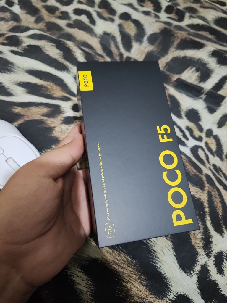 Poco F5  8/256 90fps