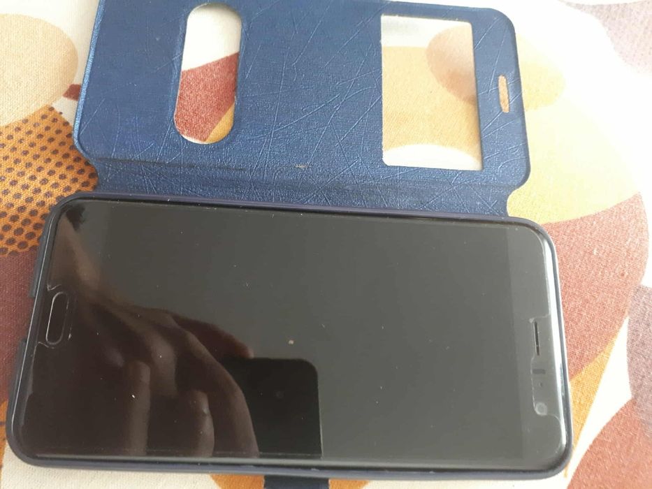 Vand sau schimb htc u11