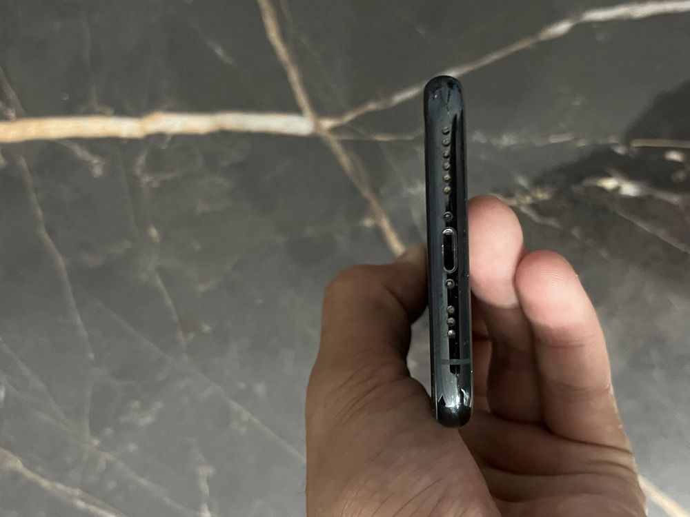 Iphone 11 pro 256 gb 72%