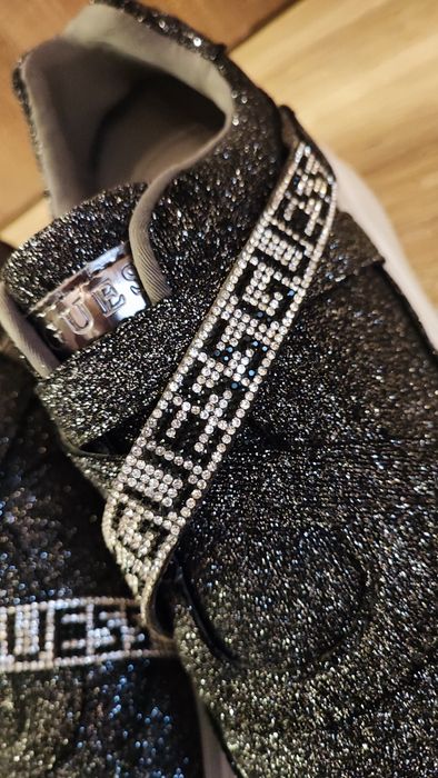 Дамски маратонки обувки Guess Stoney 2 41 номер