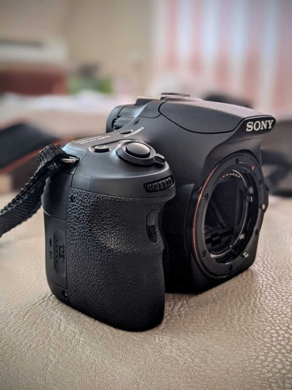 Sony Alpha 58 Kit 16-50 f/2.8 SSM