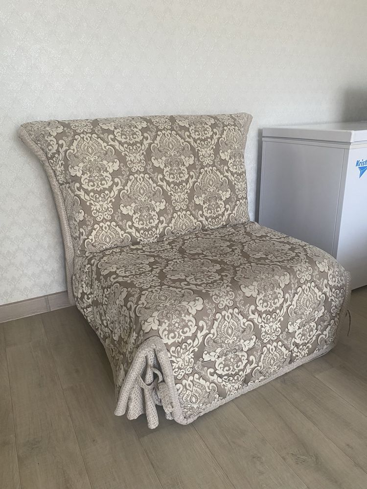 Продаю кресло- кровать