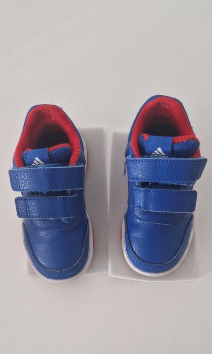 Adidasi băieți albaștri