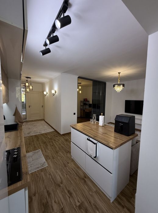 Kvartira продается 2в3/4/4 на Глинке