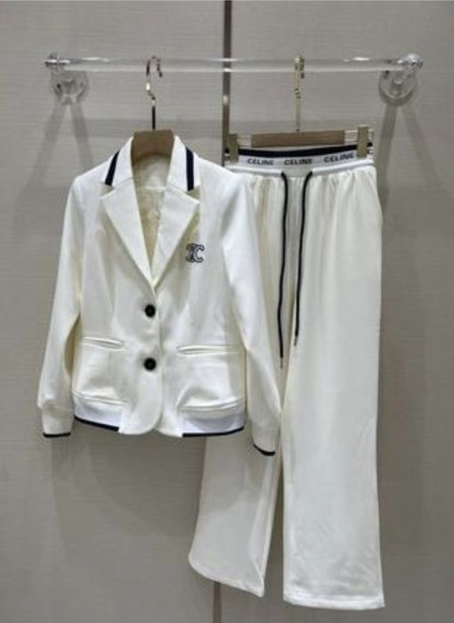 Костюм белый женский