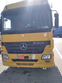 Mercedes Actros 1844