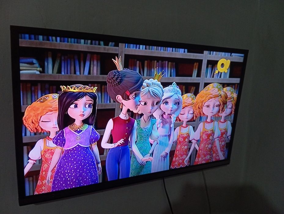 Продам  два телевизора