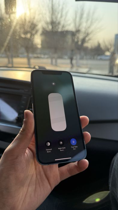 Продам iphone 12 коробка всё есть