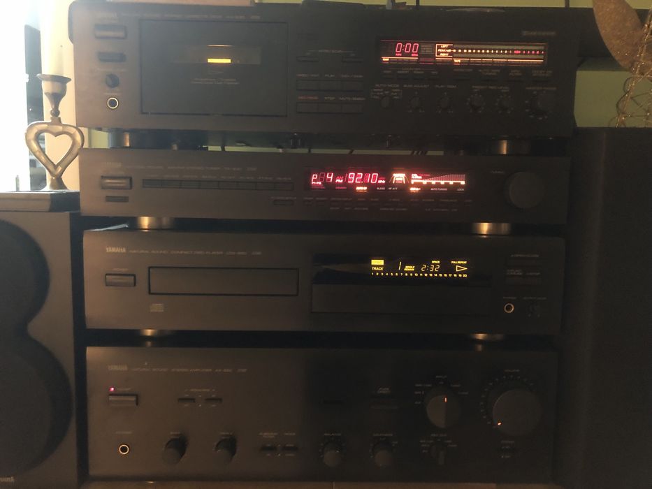 Linie sistem rack deck cd tuner amplificator YAMAHA