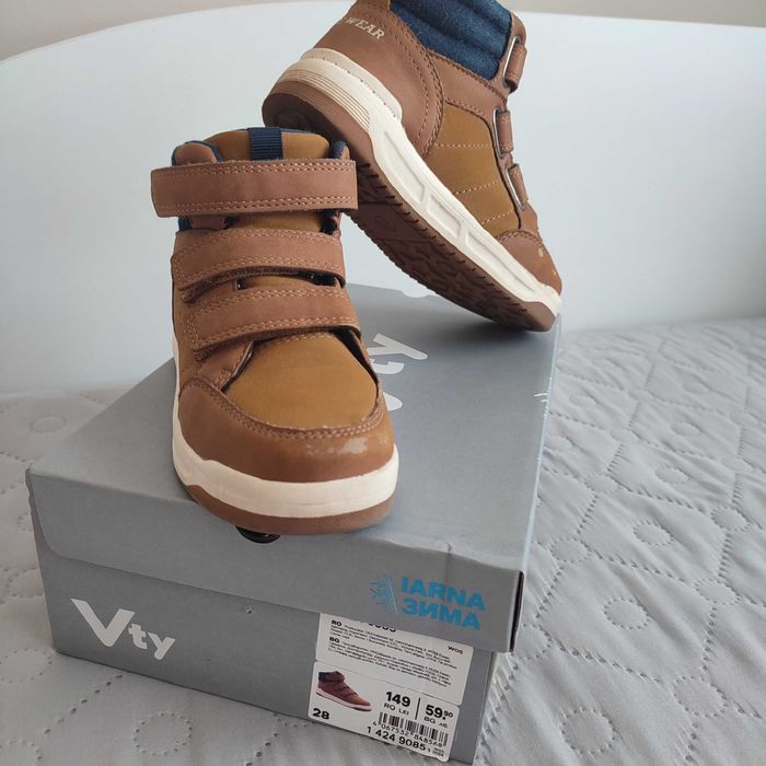 Боти за момче 28 ми номер Vty / Deichman