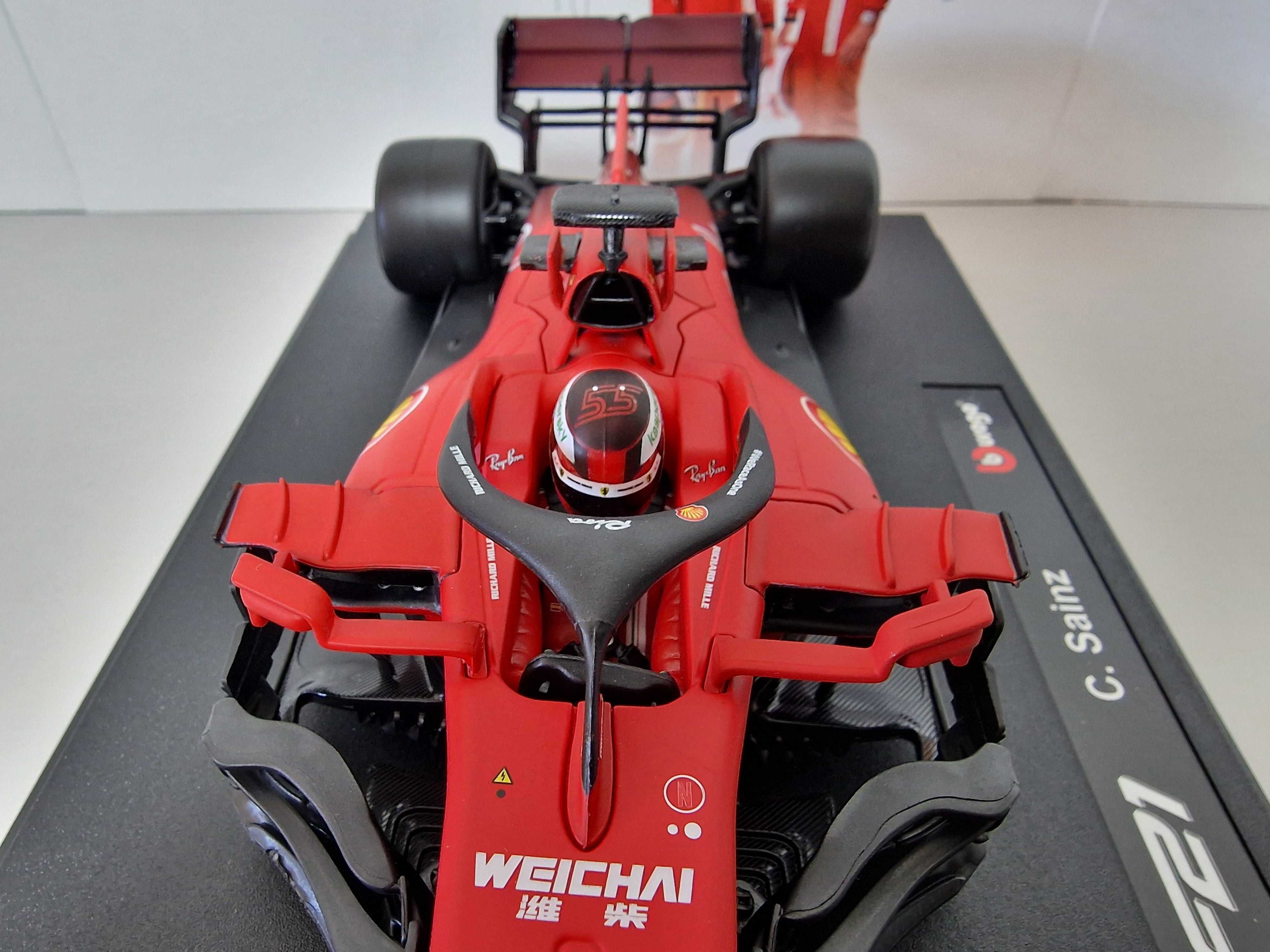 Macheta Formula 1 Ferrari SF21, Bburago. Scara 1:18 / Cadou