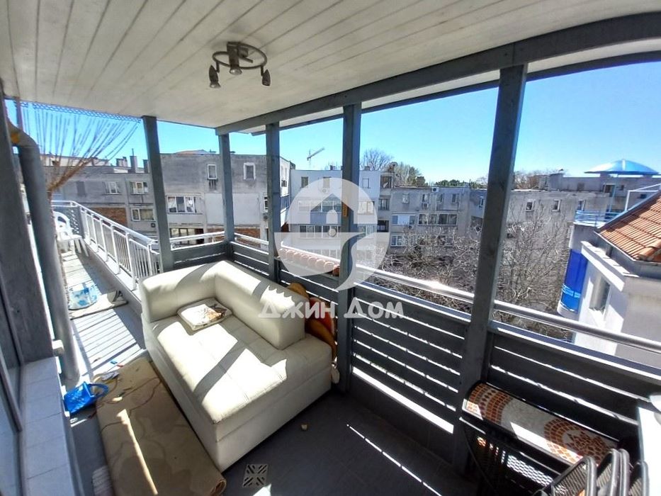 Продава се Тристаен апартамент в Несебър - 85 кв.м за 1318 €/кв.м - Снимка #3