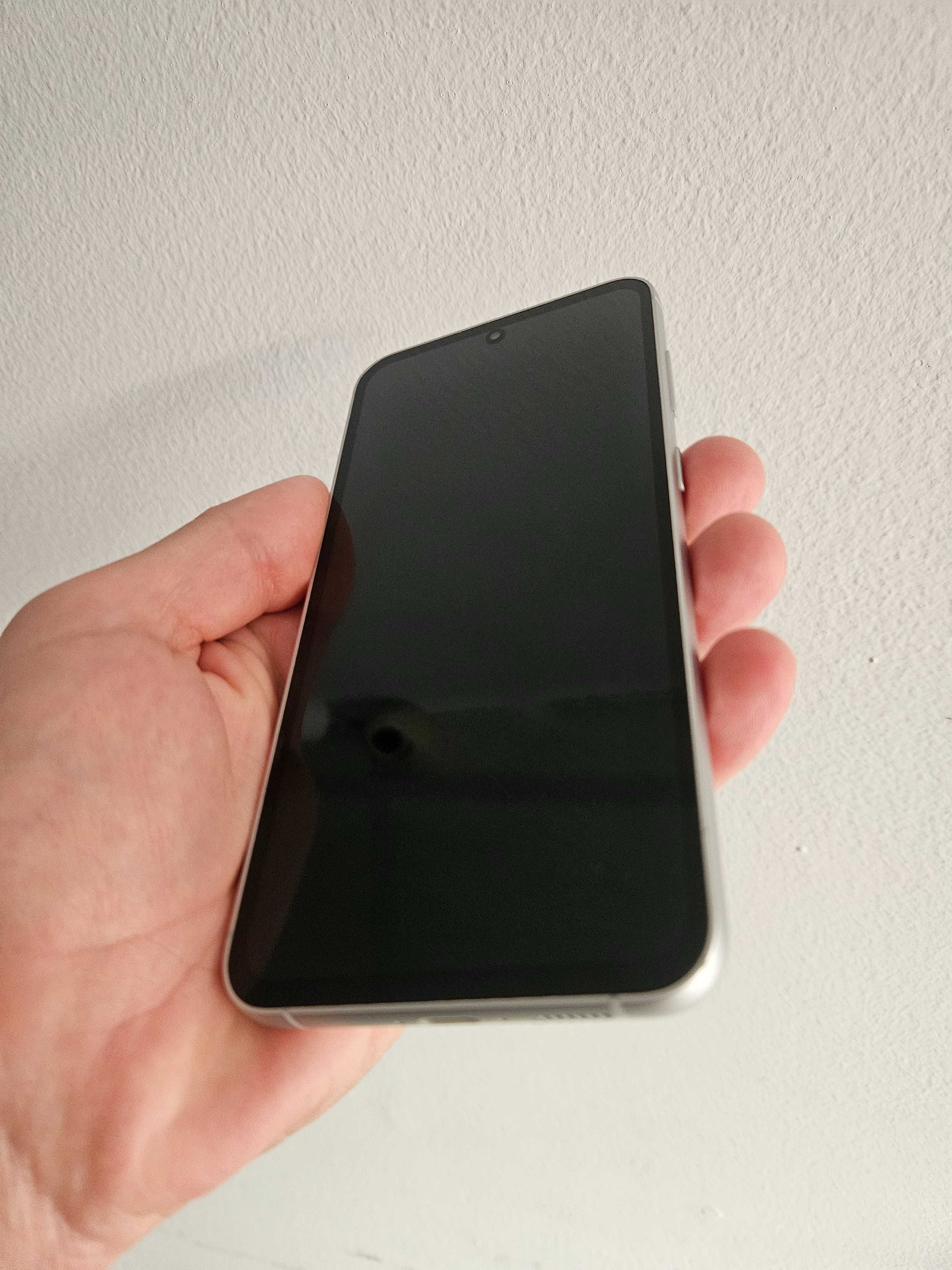 Samsung Galaxy s23 fe, 128 gb, impecabil.