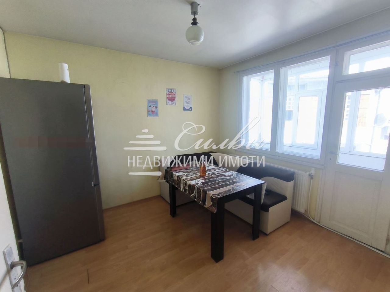 Дава се под наем Многостаен апартамент в Шумен, Пожарната - 120 кв.м за 255 € - Снимка #5