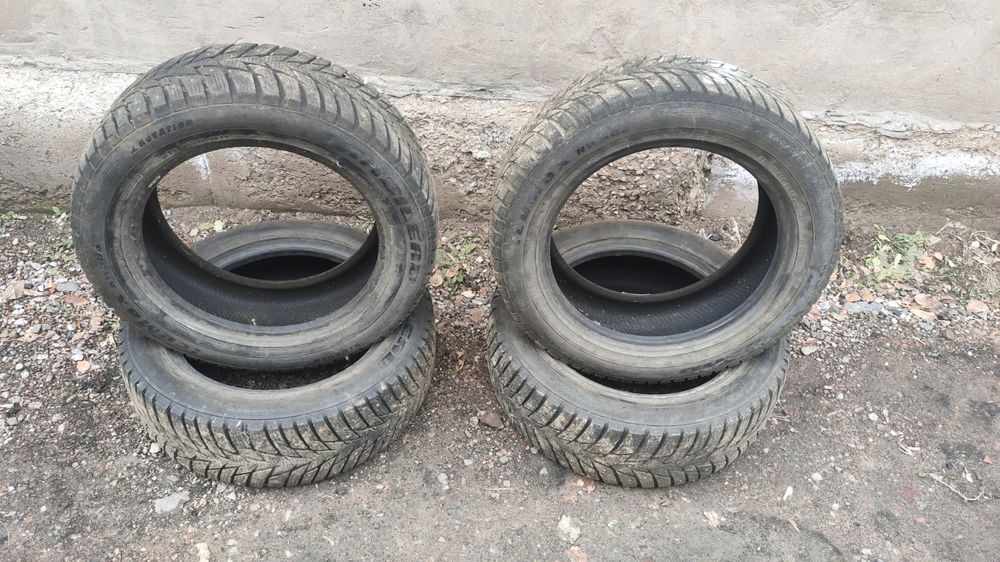 Продам резину зимние идеал состояние