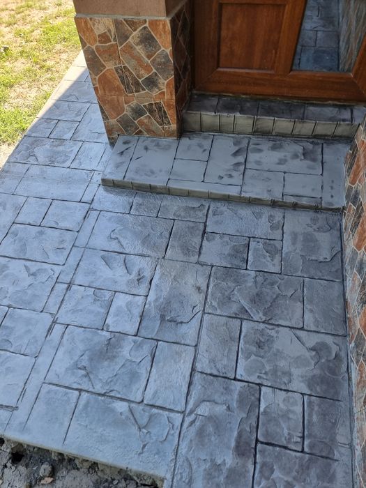 Beton amprentat oferta 140 -150 Ron / mp . Toate materiale si manopera