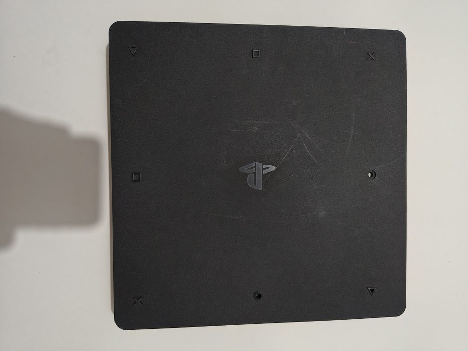 PlayStation 4 Slim *Citiți Anunțul*