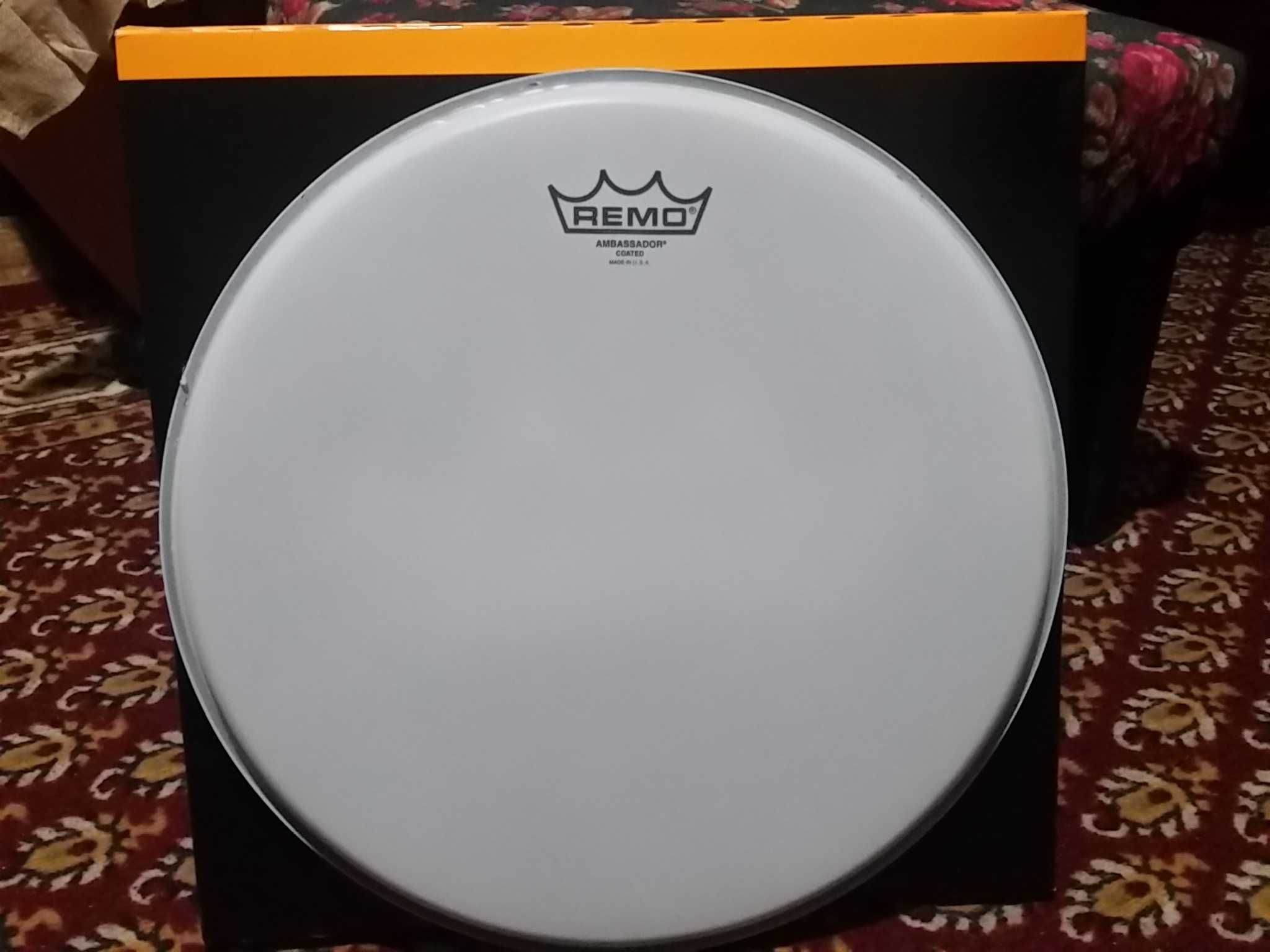 Remo Ambassador Black, Coated, Clear 14''