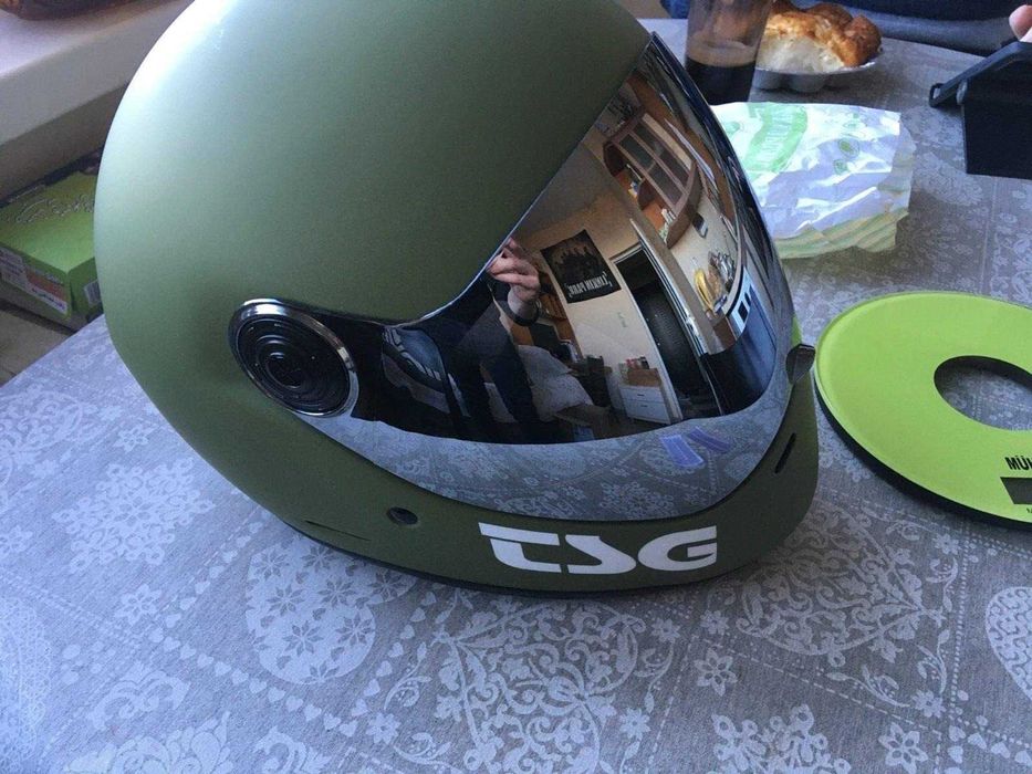 TSG Pass Pro Matt Olive Каска (Размер L)