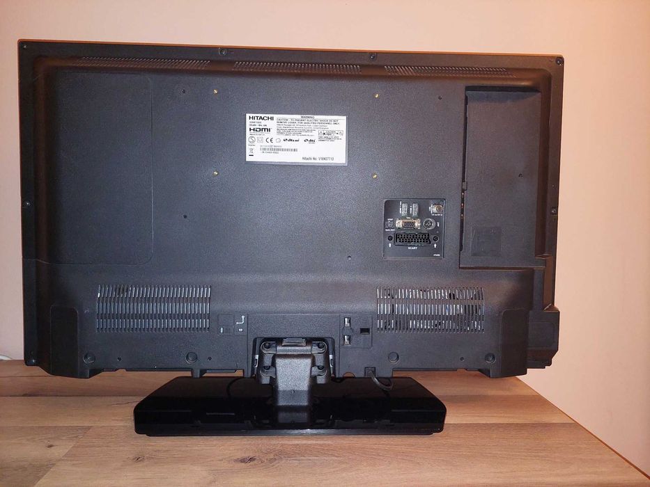 Телевизор  HITACHI 32 инча