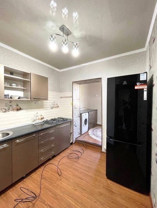 1/4/4 Максим Горький 36.6 Аптека  42м2 ( Ипотека)