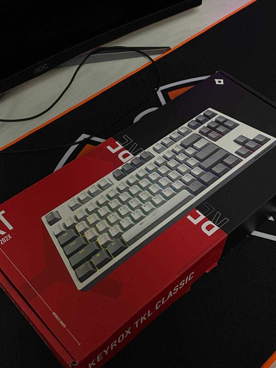 Механическая клавиатура Red Square Keyrox TKL